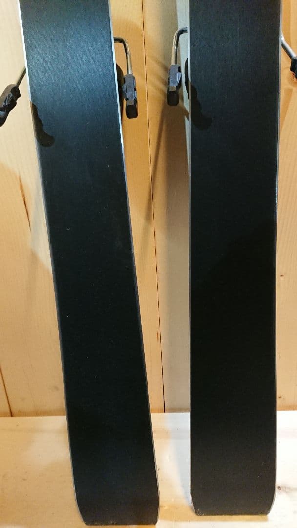 Atomic 149㎝ CLOUD 7 簡単調整253～320㎜ GW対応