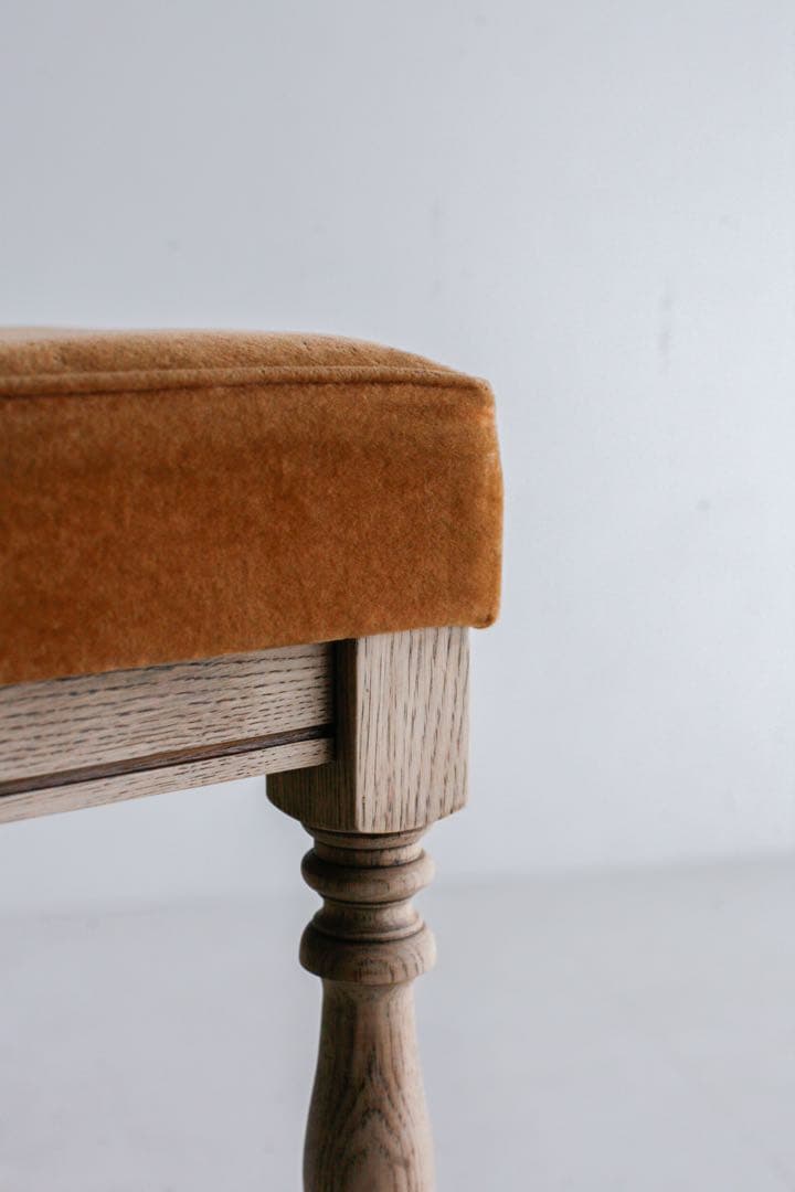 ナラ材　無垢材　白木　モケットチェア　ダイニングチェア　アンティーク　剥離