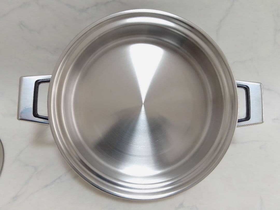 未使用 タッパーウェア レインボークッカー プレミアム 26cm 3.3L 浅鍋