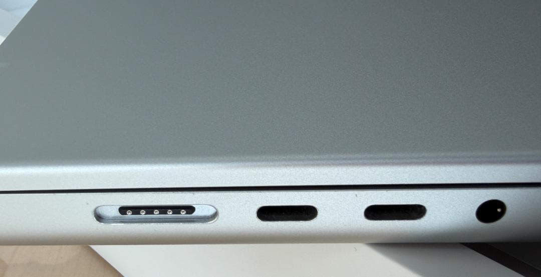 小*稔様 Macbook Pro M1Max 64GB/1TB バッテリー新品交