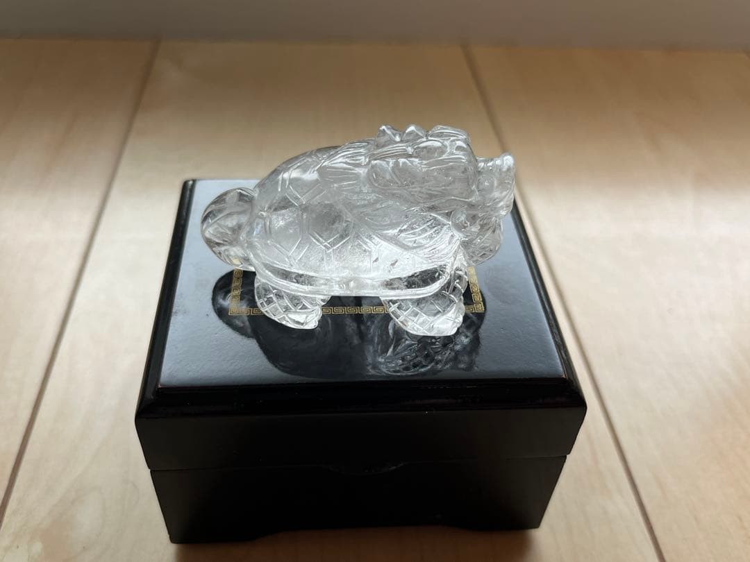 クリスタル置物　龍亀ロングイ　風水　金運　仕事運