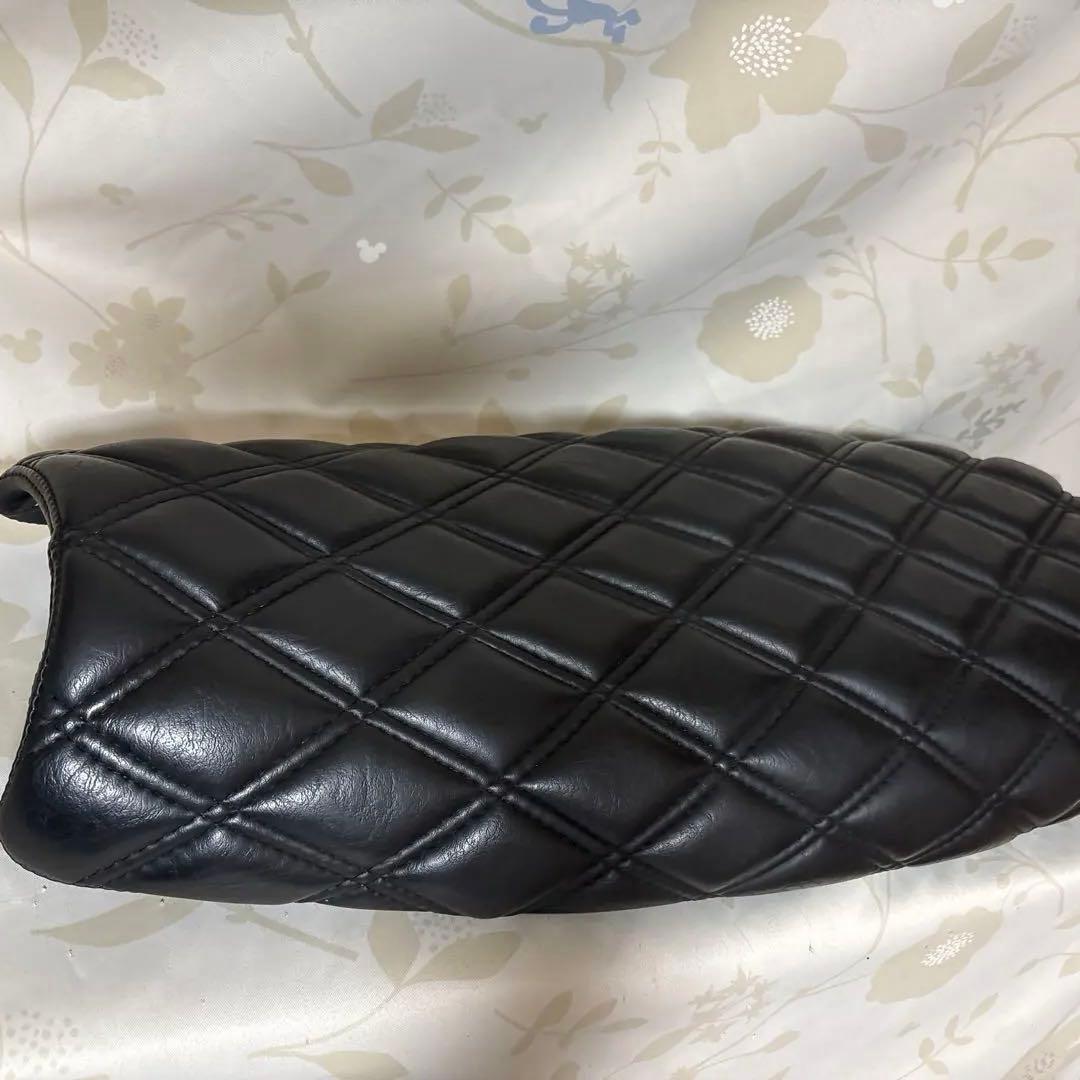 モートーン　ボンネビル　空冷　ダイヤモンドステッチ　スキニーシート