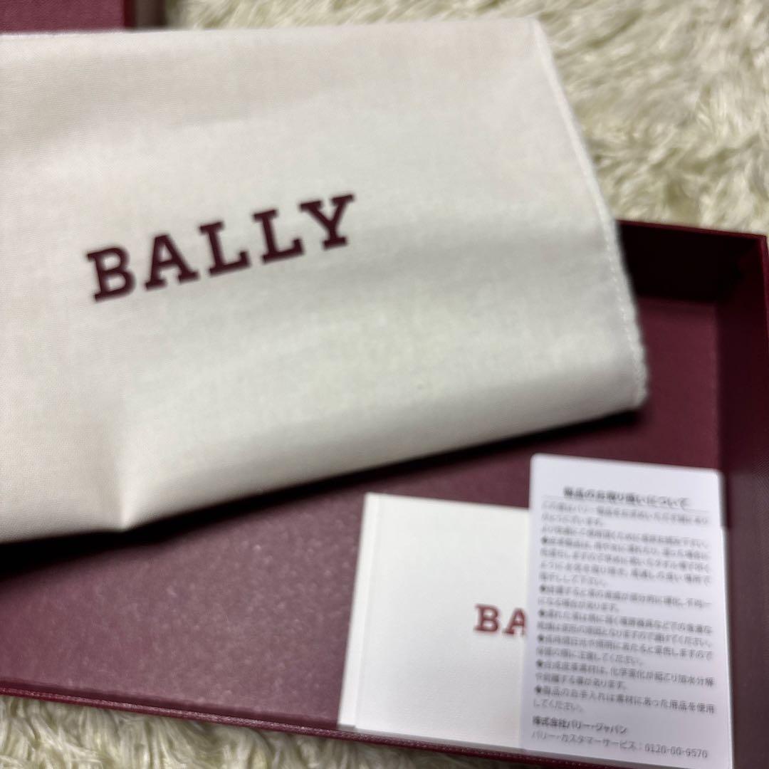 【ほぼ新品】 BALLY 長財布 サフィアーノ トレインスポッティング ブラウン