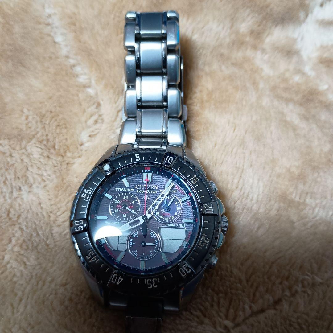CITIZEN 　エコドライブ　チタニウム C650-T002765