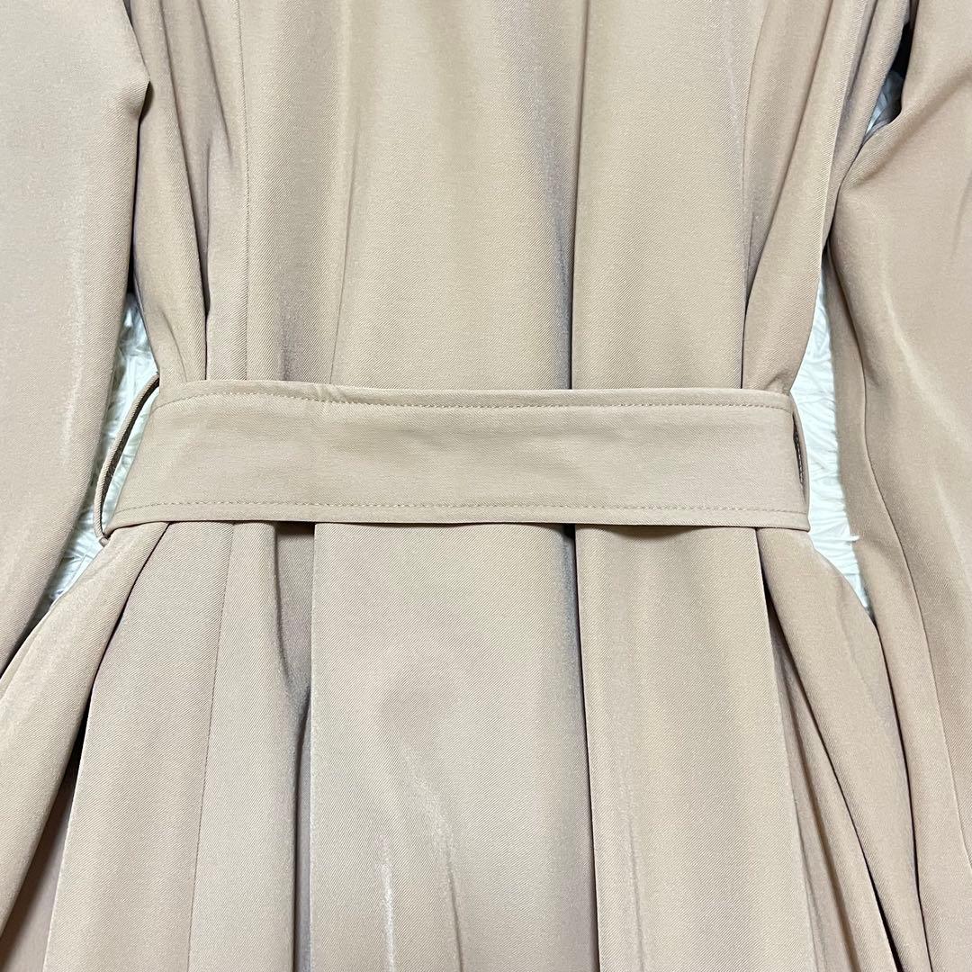 【新品タグ付き✨️】ジェンヌ オードリーフレアトレンチコート Lサイズ