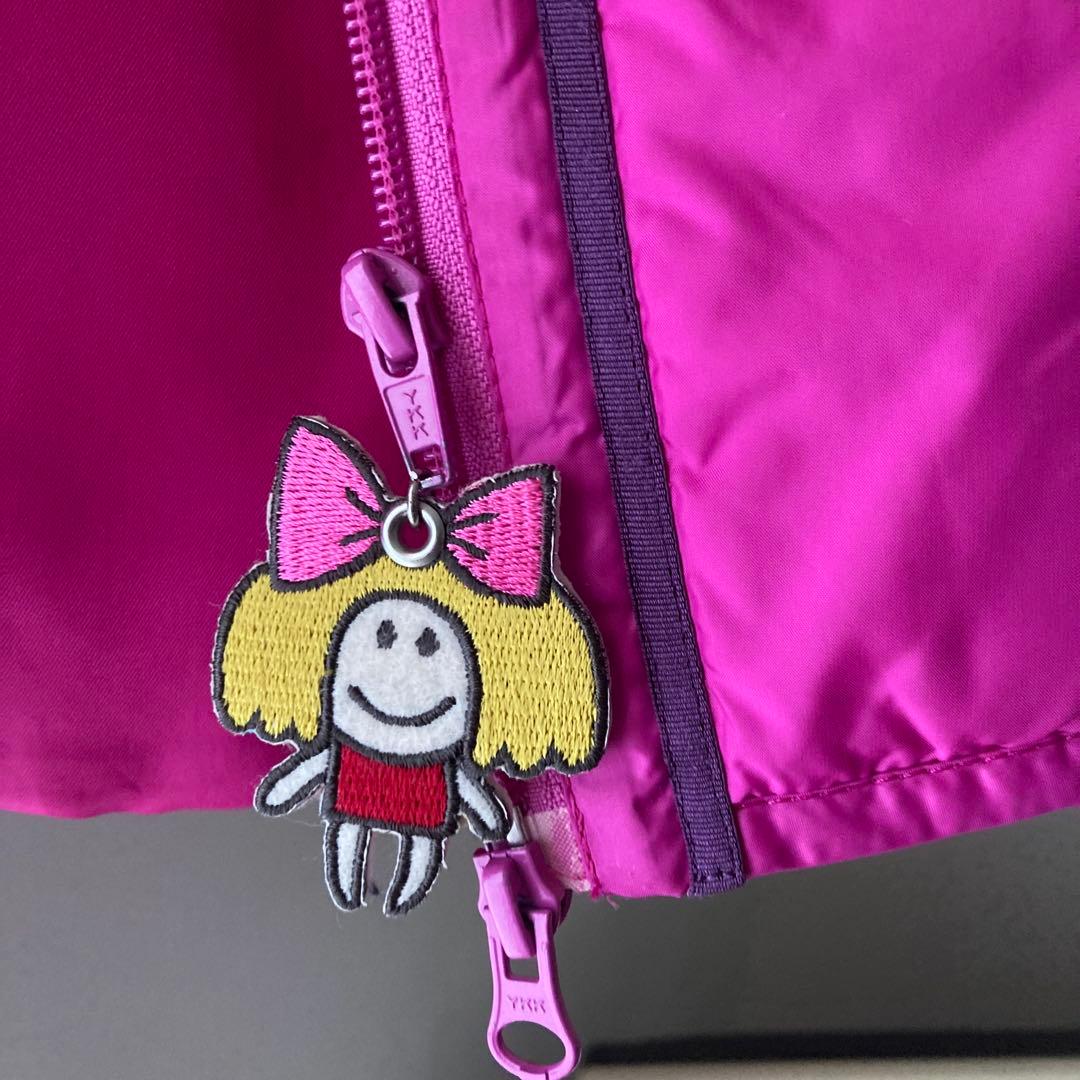 アルベロベロ ぶたさん刺繍 ダウンベスト