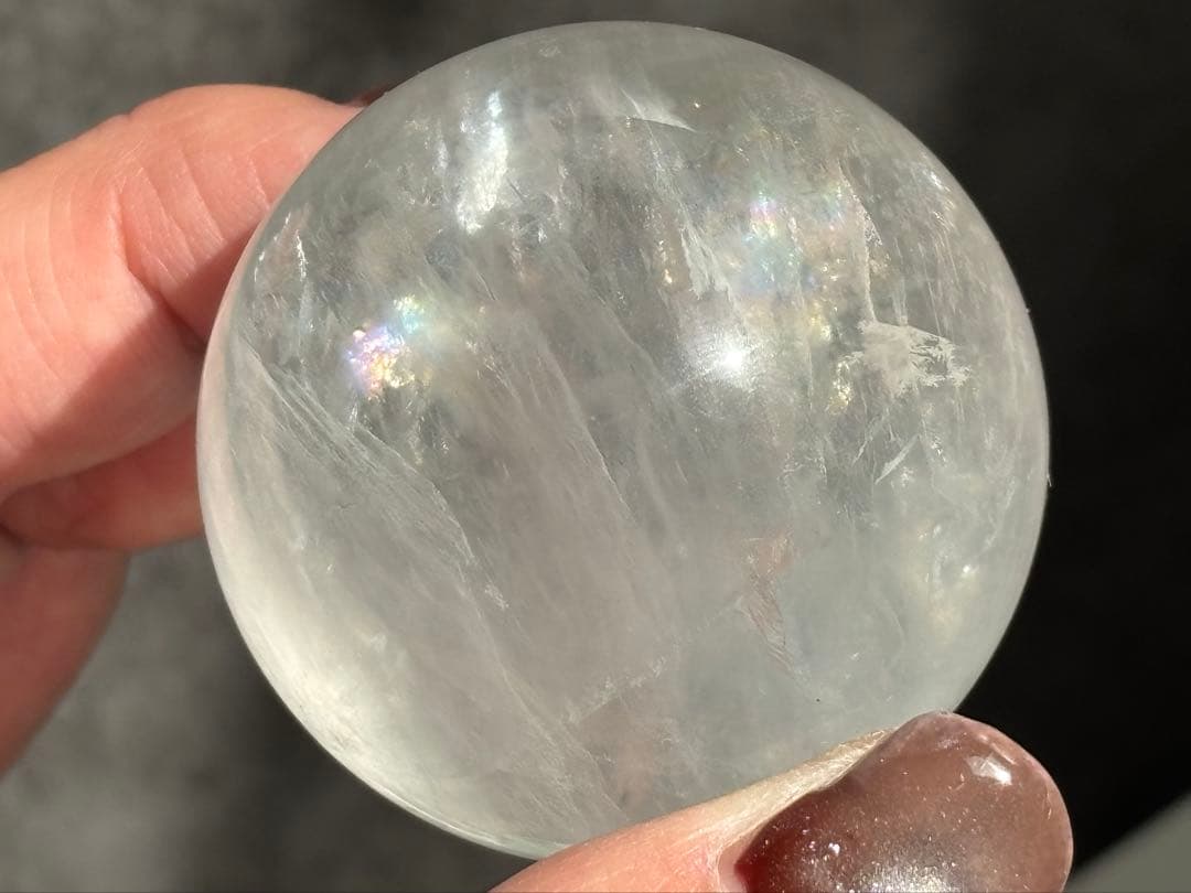 《カラーレスフローライト＊高品質の爆虹スフィア》