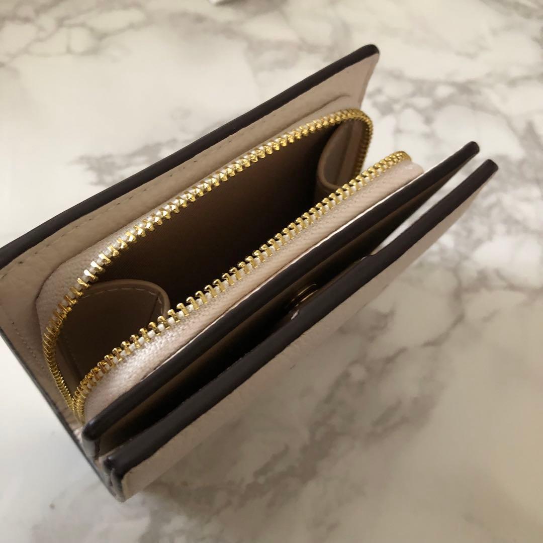 完売品 新品未使用 コーチ スヌーピー コラボ 折り財布 ミニ財布 白