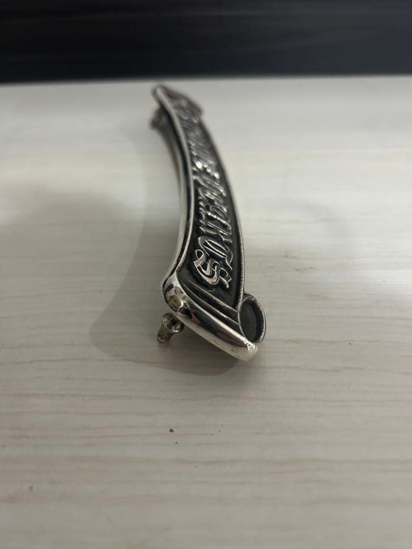 クロムハーツ ロゴ プレート ディスプレイ