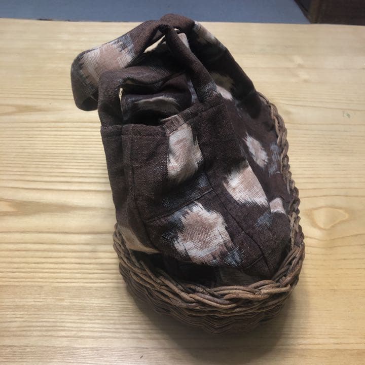 あけびのバック