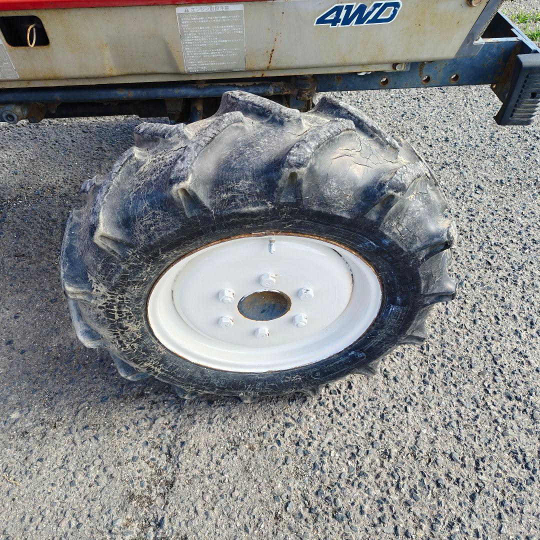 ヤンマーF235 トラクター 4WD ディーゼル　23馬力