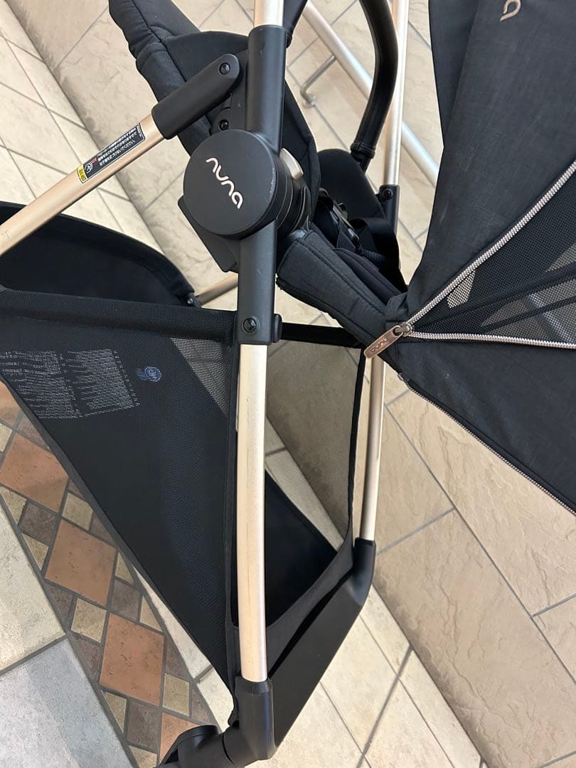 【NUNA】 最新モデルIXXA next ベビーカー riveted rose