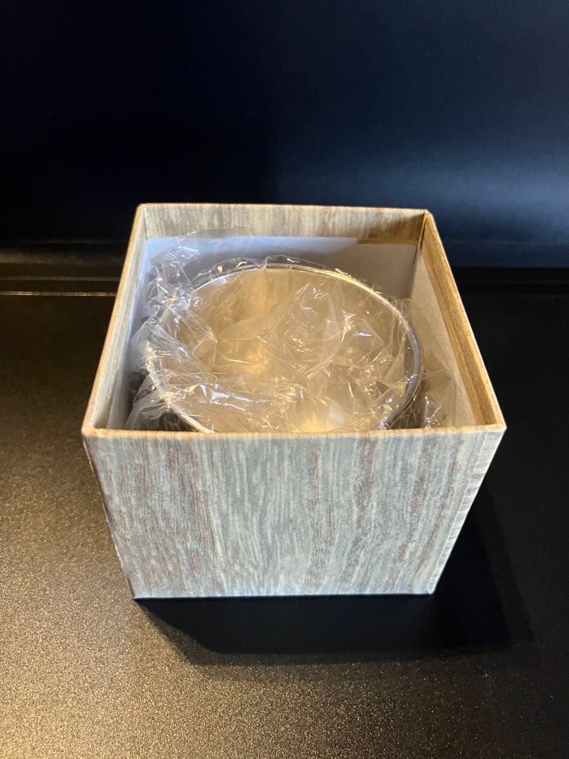 伝統工芸 手造り 『松巣堂』銅ぐい呑 いぶし銀(網手文) 打物銅器 新潟県燕市製