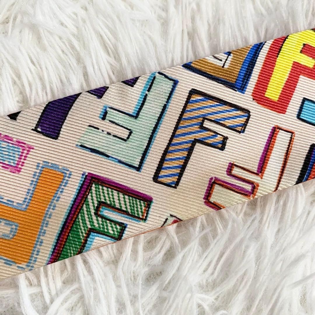 FENDI　フェンディ　ズッカ柄　FFロゴ　マルチカラー　ラッピー　スカーフ
