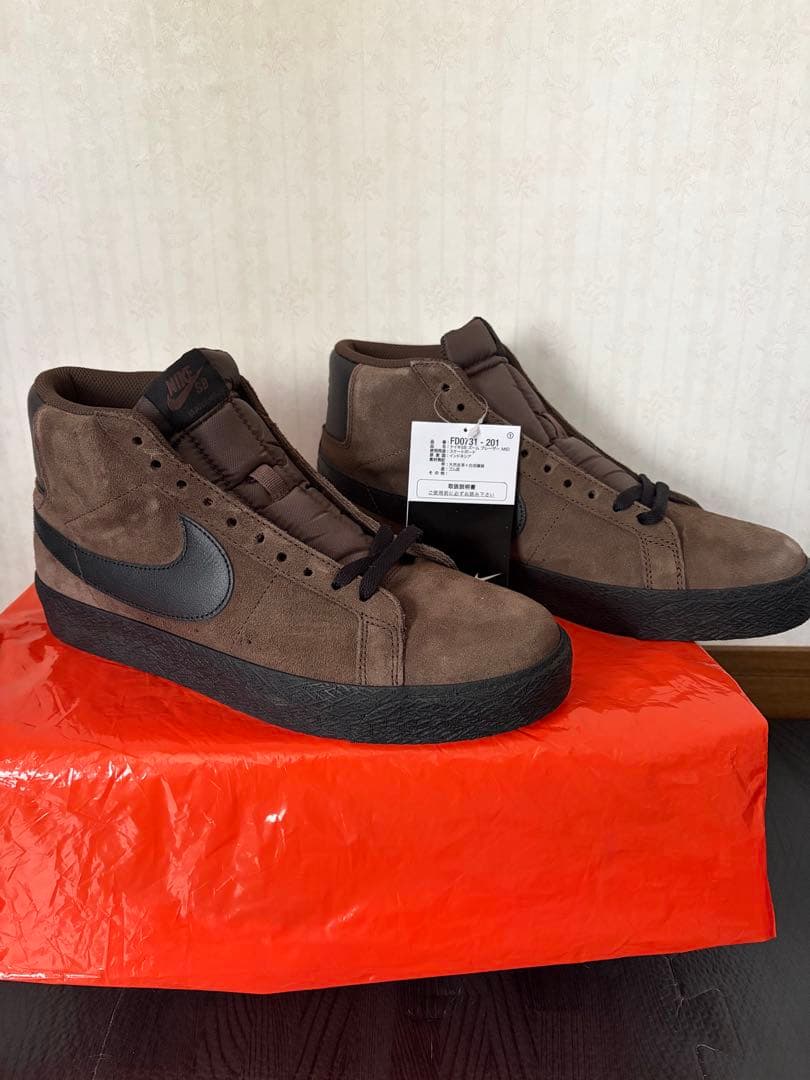 新品未使用　Nike SB Zoom Blazer Mid