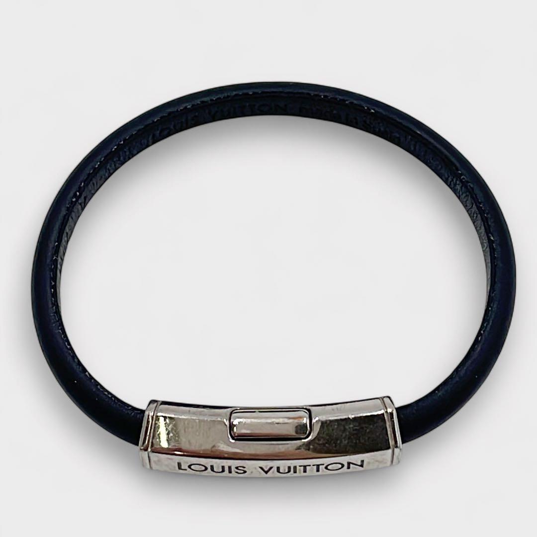 LOUIS VUITTON ブラスレ・クリップイット M8119E