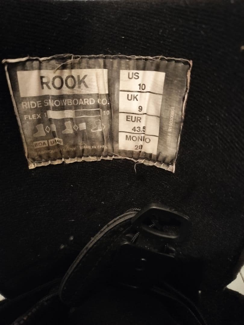 スノーボードブーツBOA　No.11