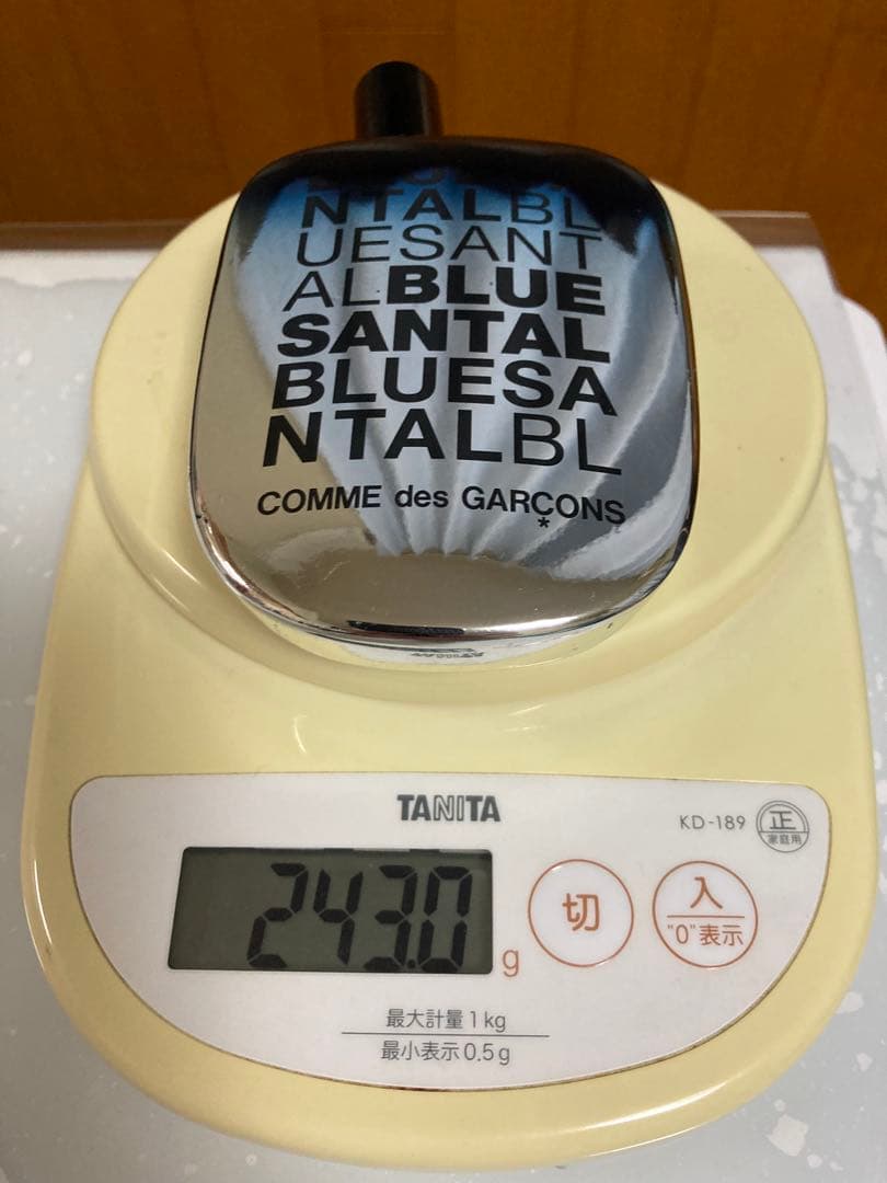 値下げComme des Garcons ブルーサンタル オードパルファム