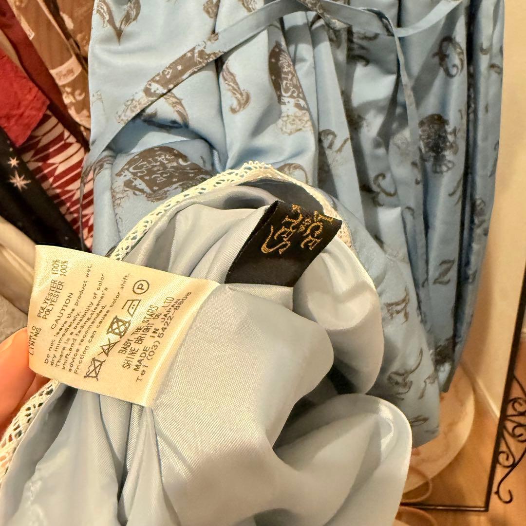 アリスとアルファベットの迷宮柄 ロリータ　ジャンパースカート