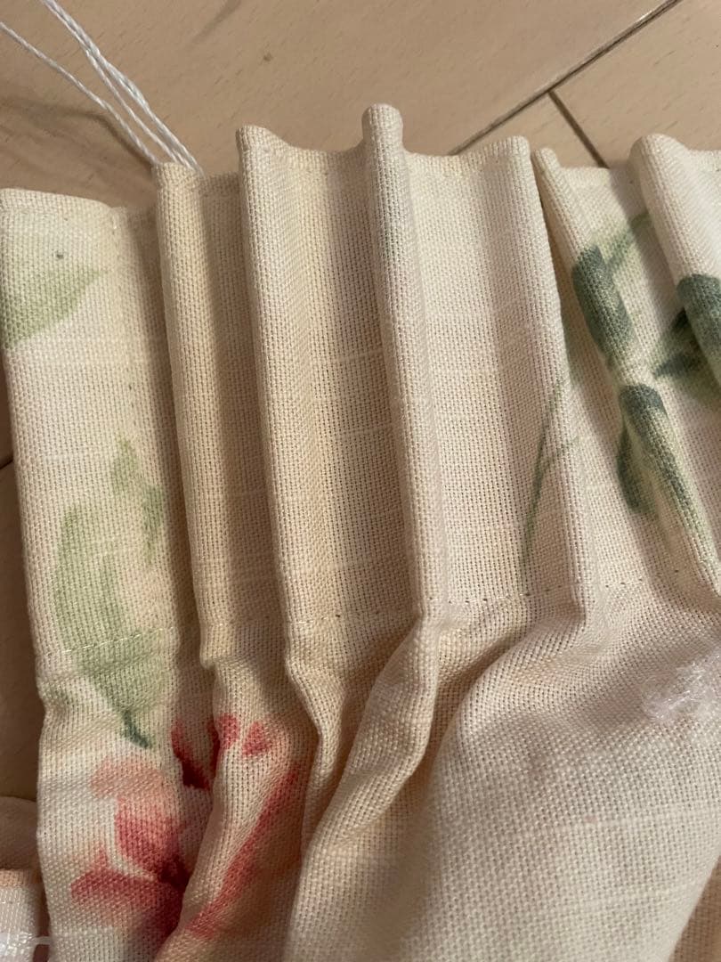 【早い者勝ち】2点セット LAURA ASHLEY ビーズ付きオーダーカーテン