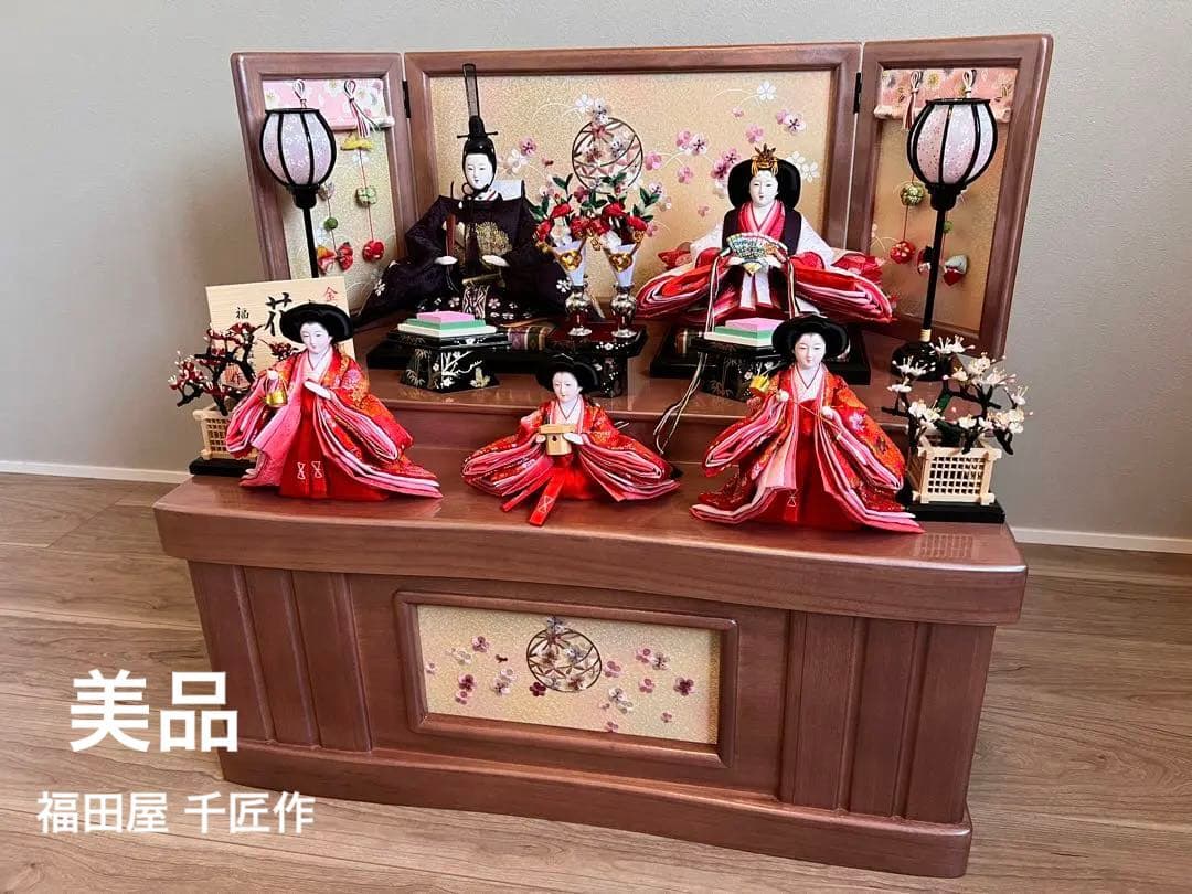 雛人形セット 伝統的なひな祭り