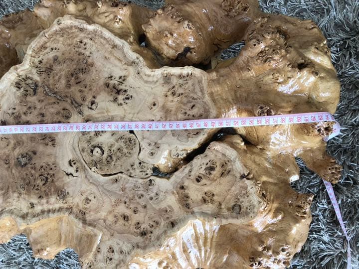 座卓  アンティーク 貴重な一本木の根、木彫りのテーブル