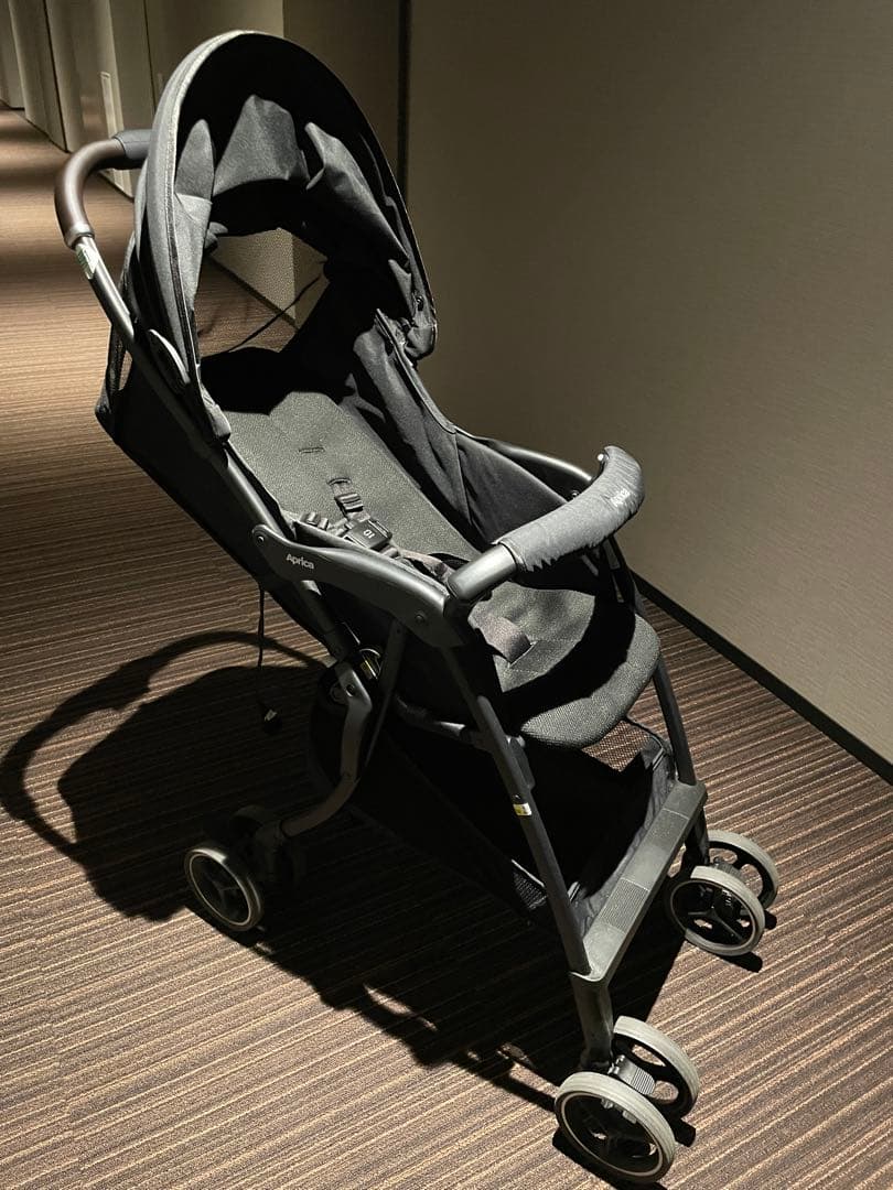 アップリカ マジカルエアーフリーAB/ブラック