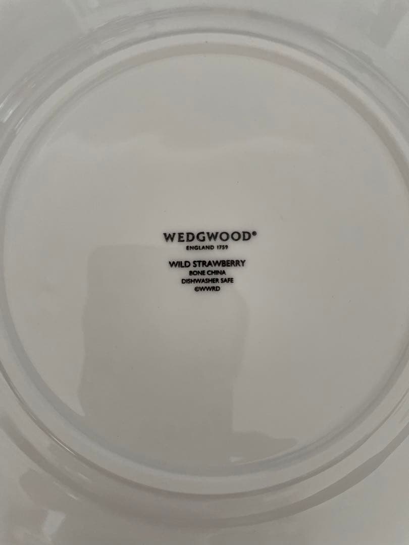 ウエッジウッド　　ワイルドストロベリープレート