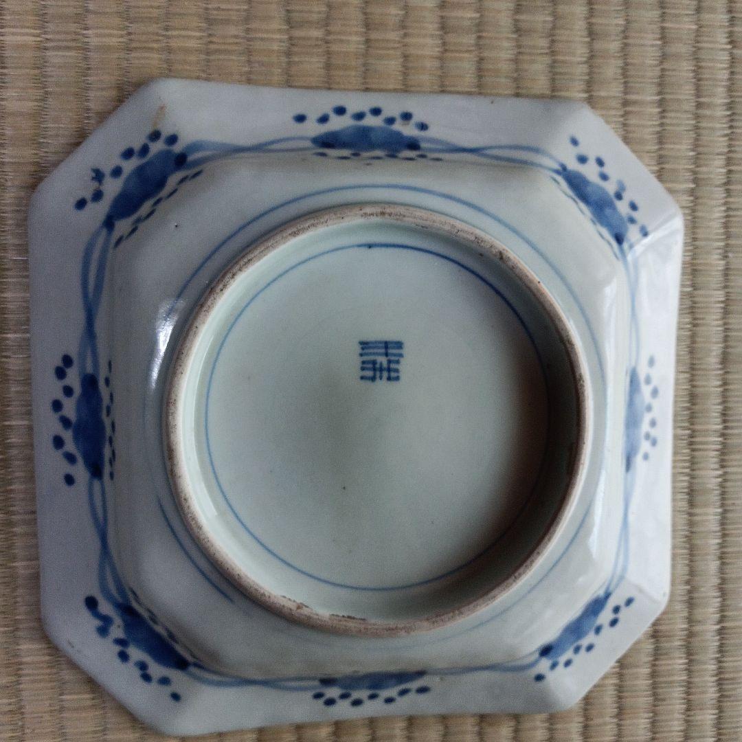 八角形の青白い和風皿