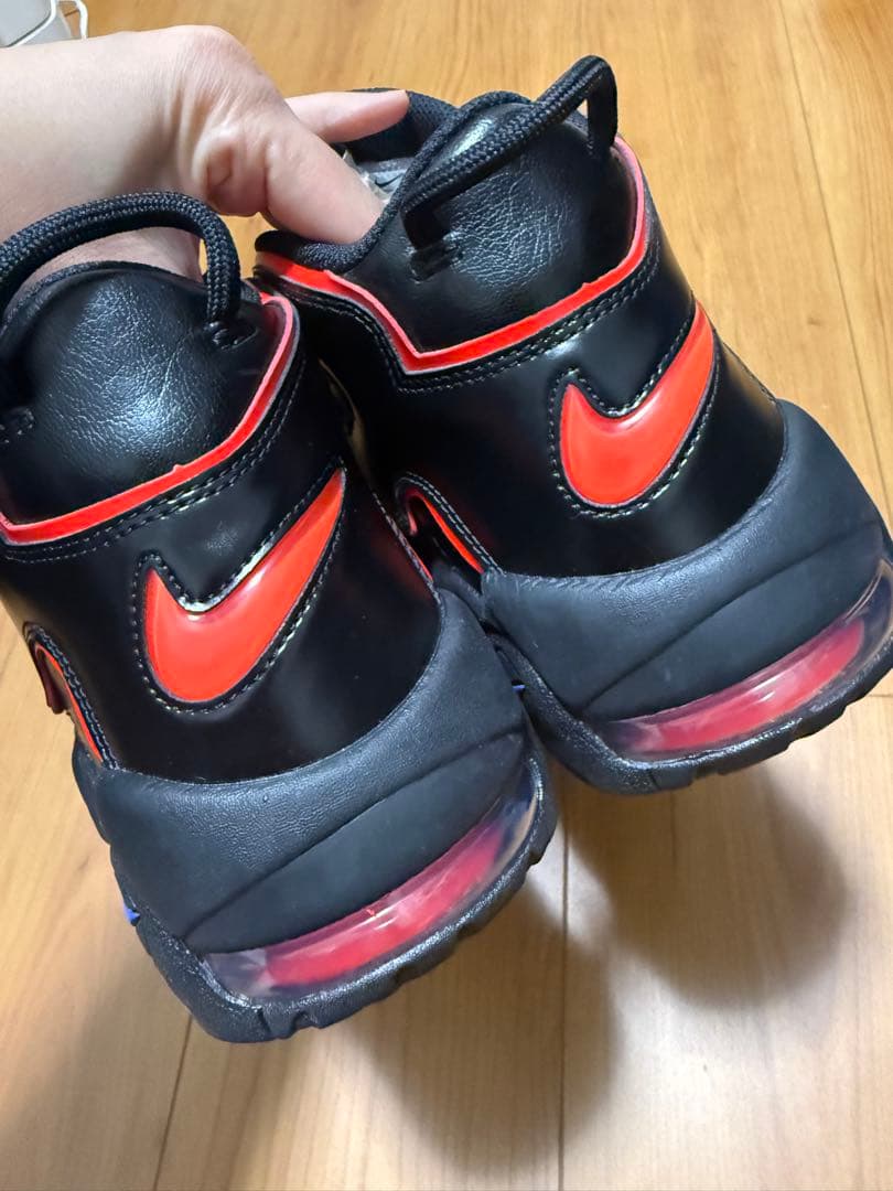 Nike ハイカットスニーカー ブラック/レッド/ブルー