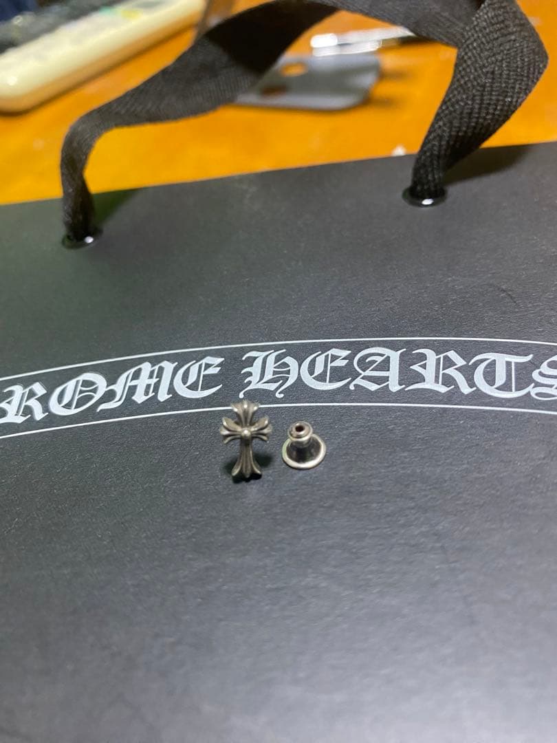 CHROME HEARTS クロスモチーフ ピアス(片耳用)