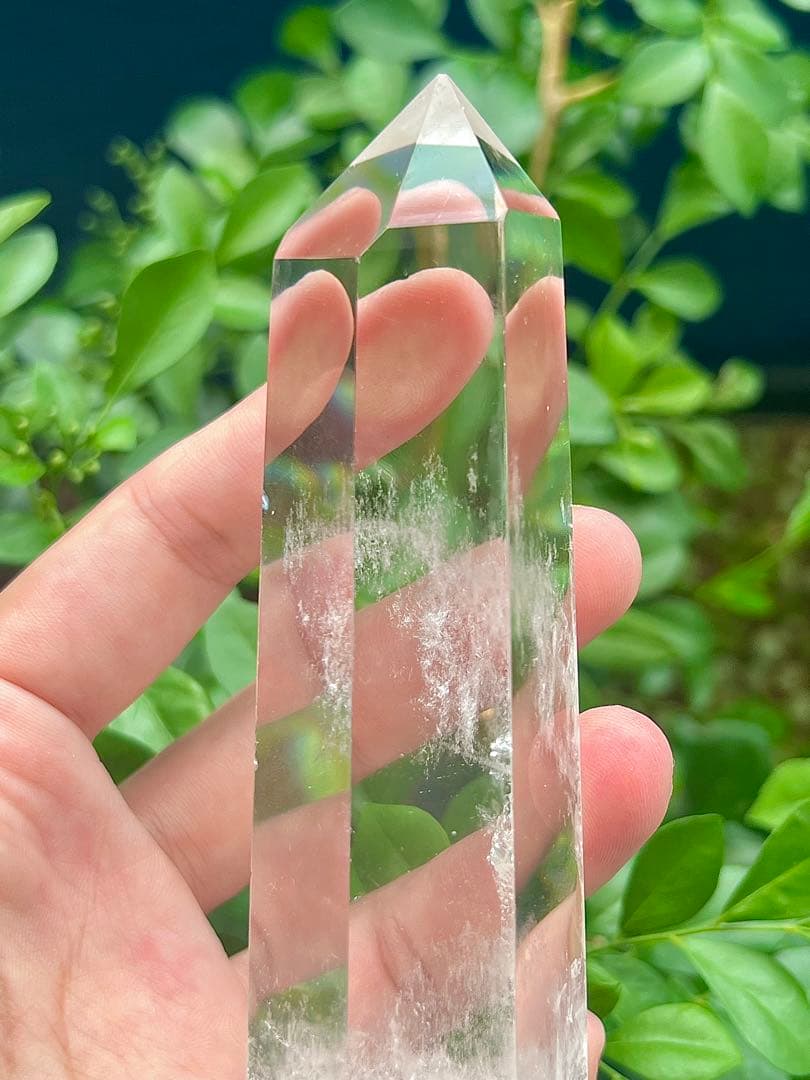 超透明　ヒマラヤ産　水晶ポイント　六角柱 天然石原石置物台座付　パワーストーン