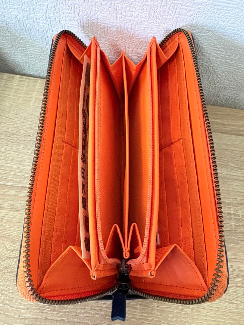 パンクドランカーズ　アイツ総柄長財布