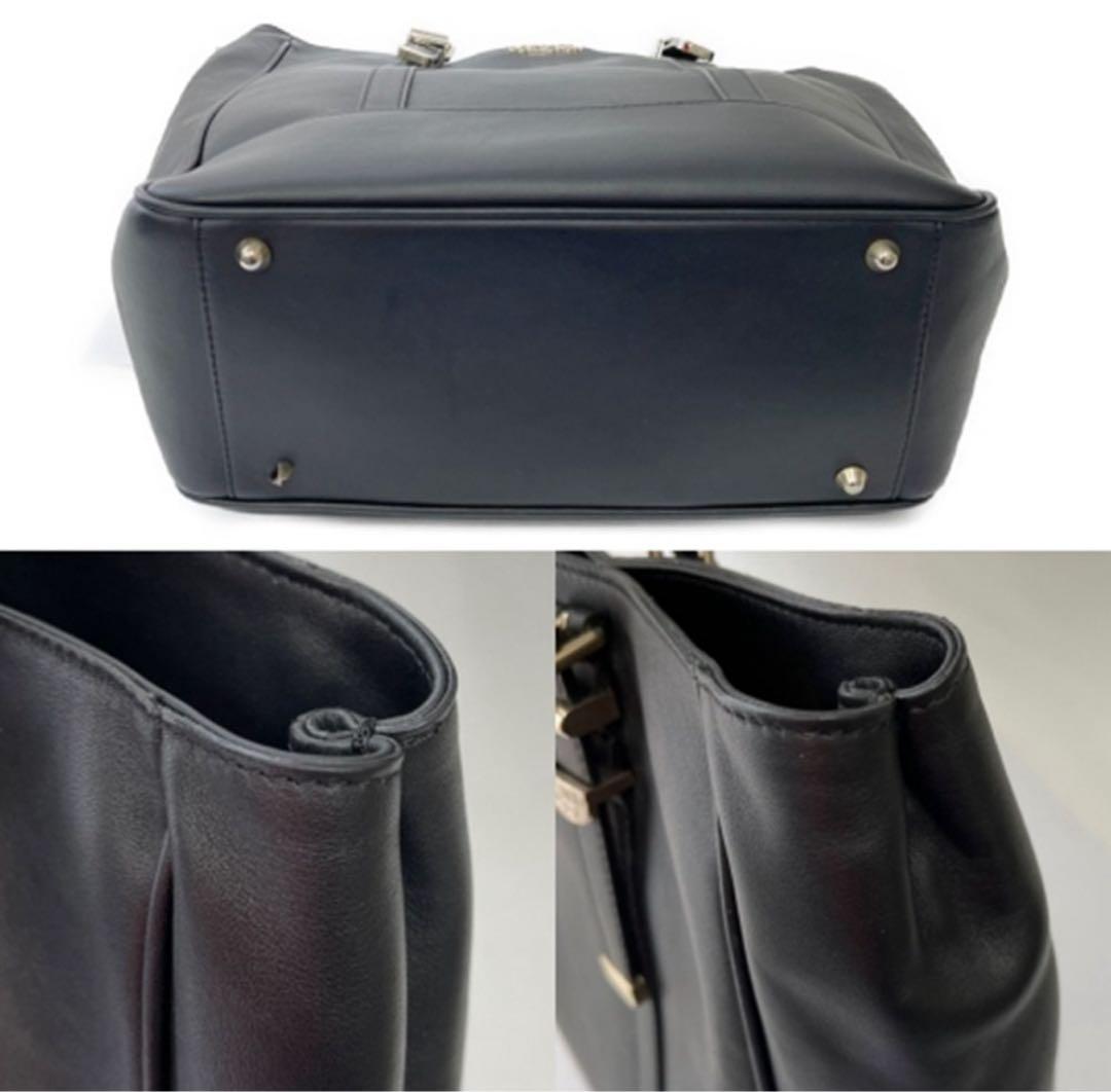 y*o様 ベルサーチ黒の合成皮革トートバッグ