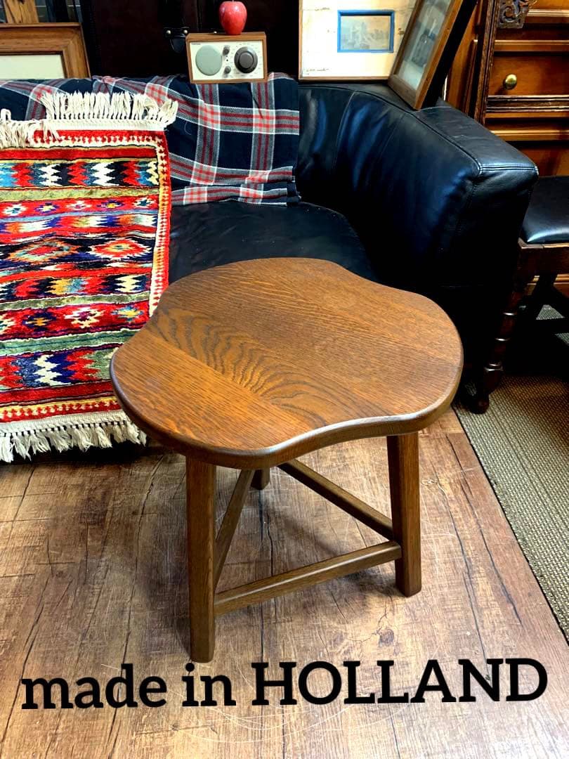 オランダ製　サイドテーブル