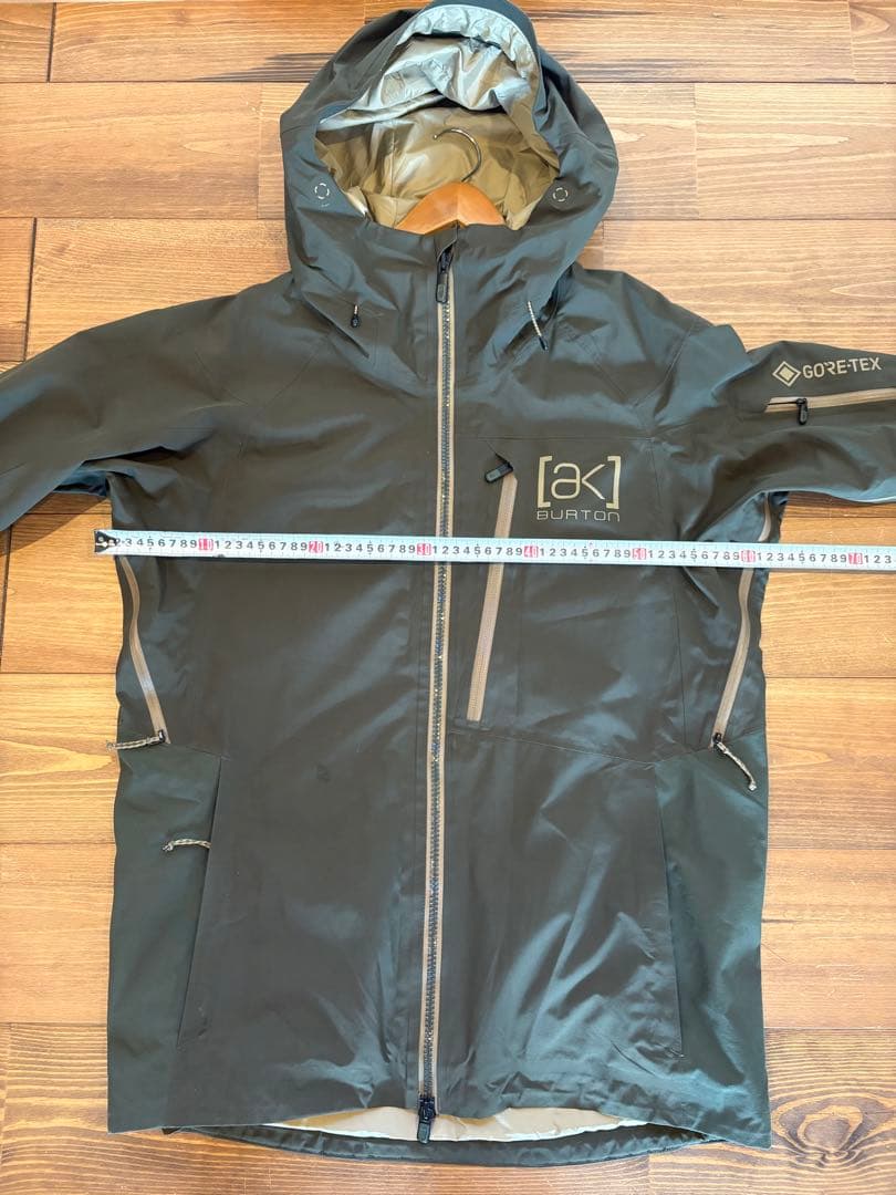Burton [ak] GORE-TEX ジャケット オリーブ