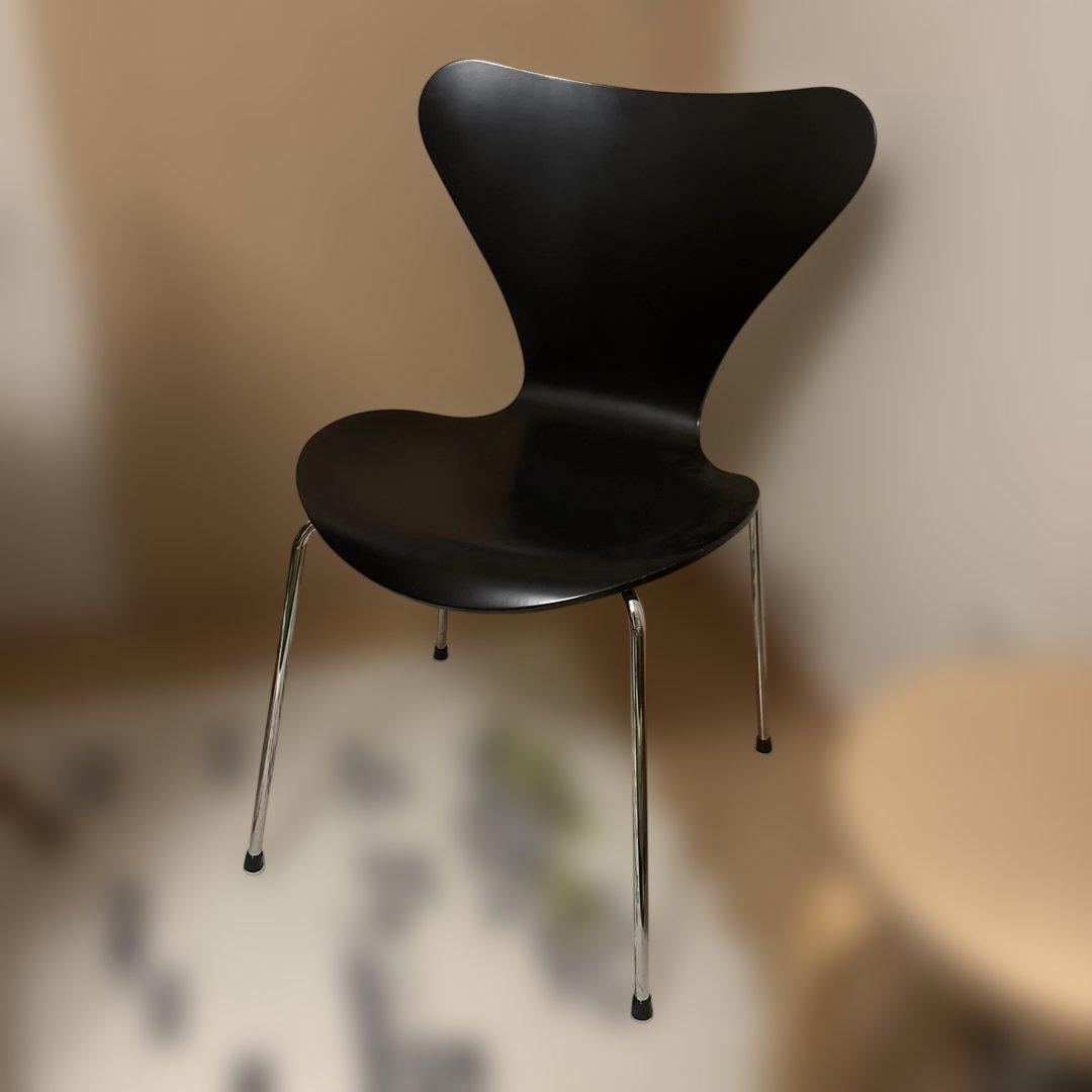 フリッツハンセン　セブンチェア　足接合部修理済み