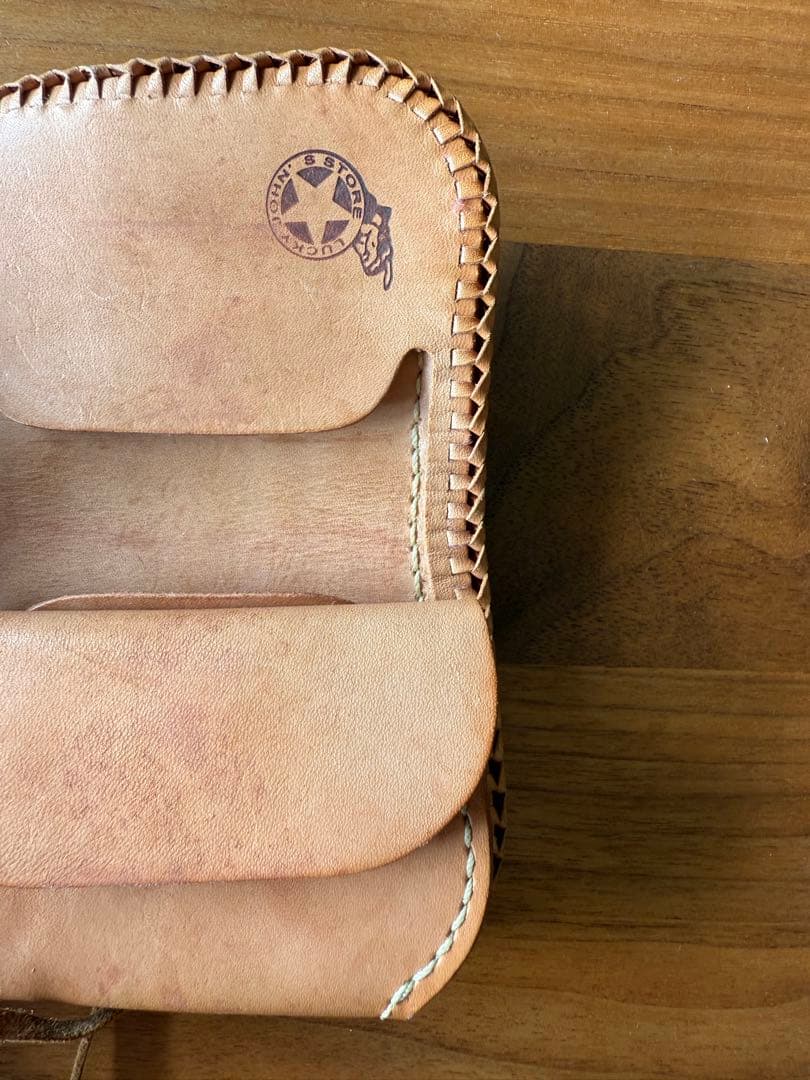 ウール・レザー ケース ターコイズボタン付き