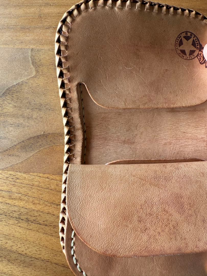 ウール・レザー ケース ターコイズボタン付き