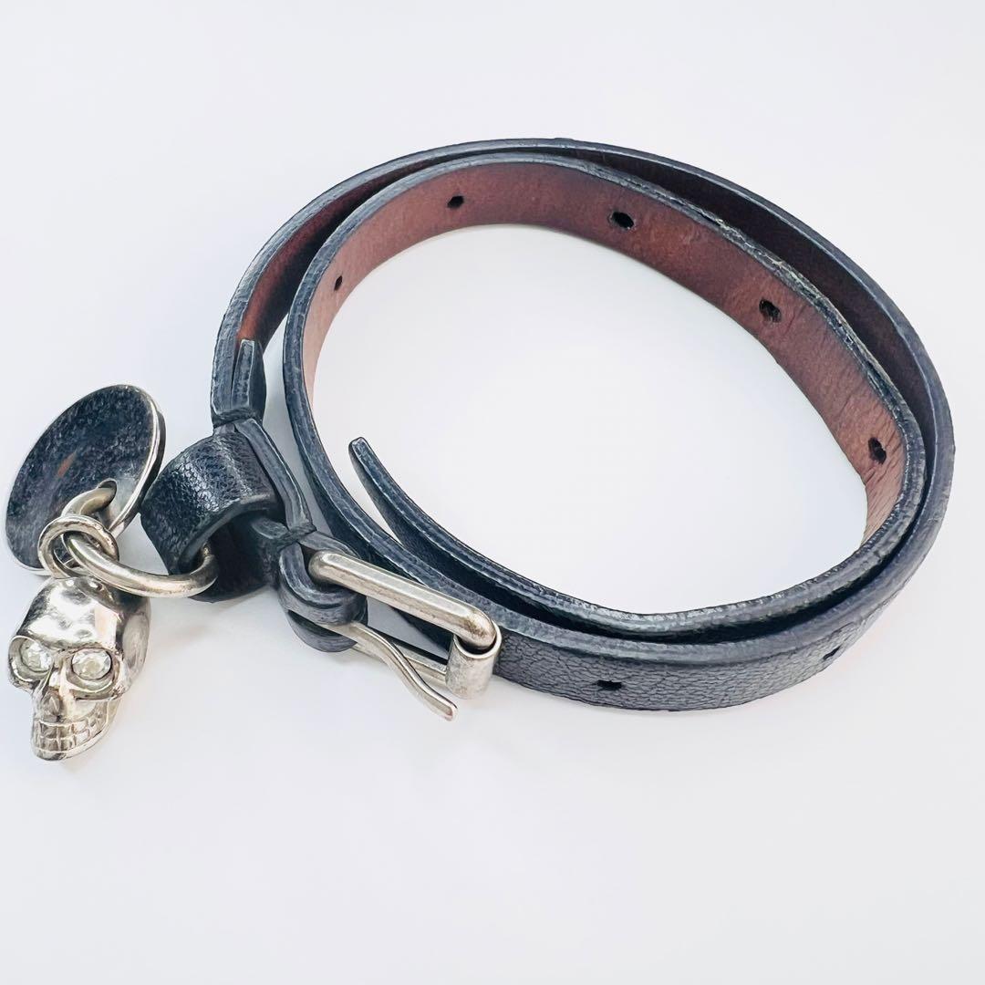 Alexander McQueen スカルラインストーン レザー ブレスレット.