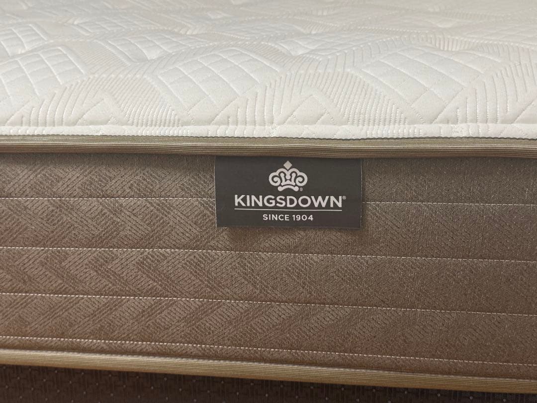 【大幅値下げ】レガリア（キングスダウン）セミダブルマットレスセット