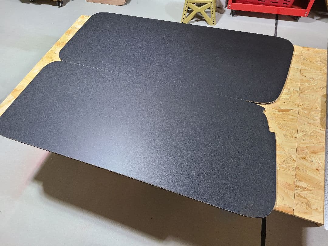 200系ハイエース窓埋めパネル防音断熱仕様 標準・ワイド共通左右１セット