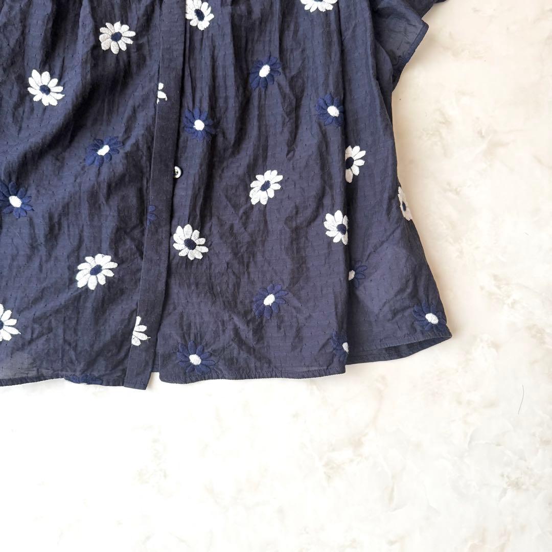 TOMORROWLAND collection マーガレット刺繍ギャザーブラウス