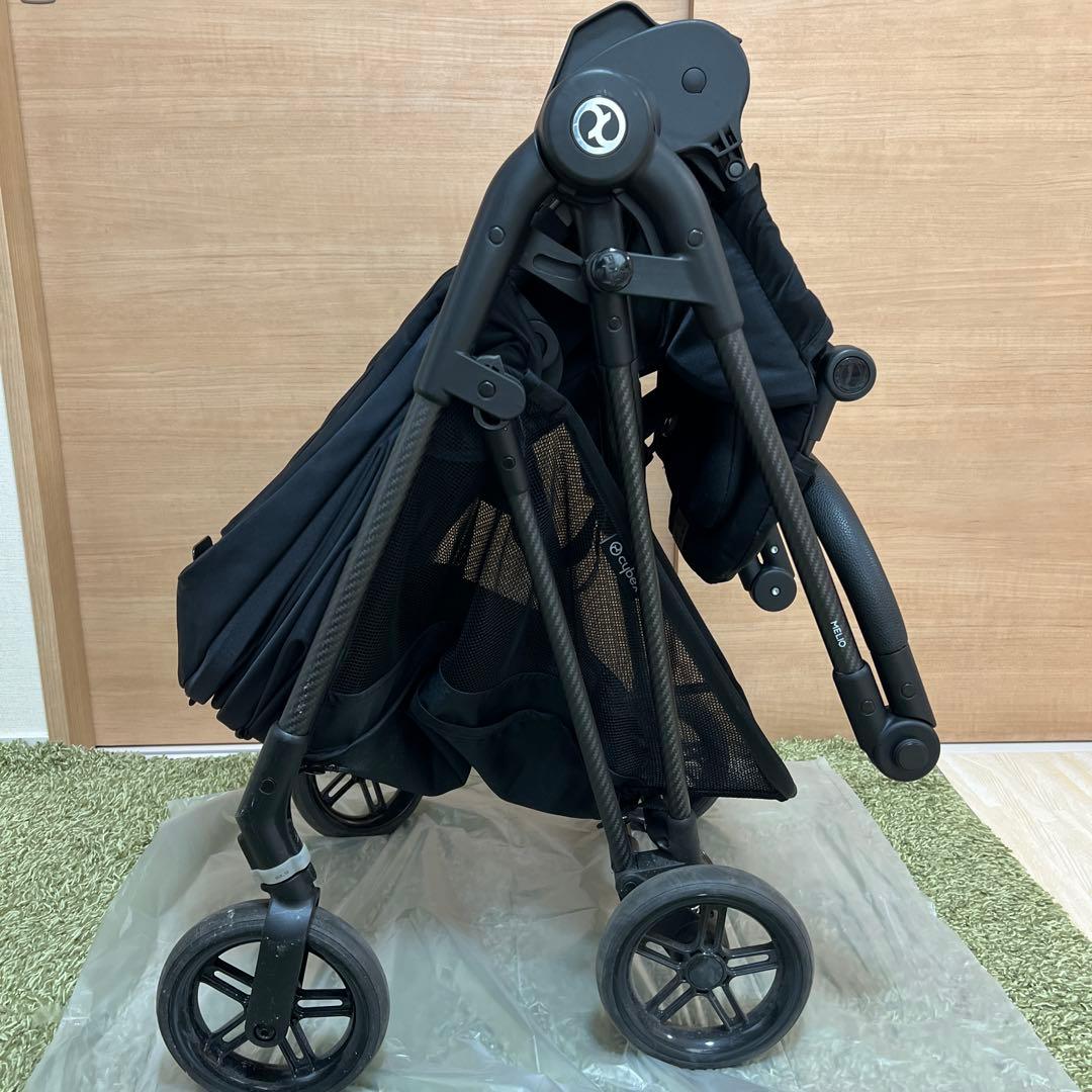 【お値下げ中】cybex メリオカーボン 2022 ベビーカー　ブラック