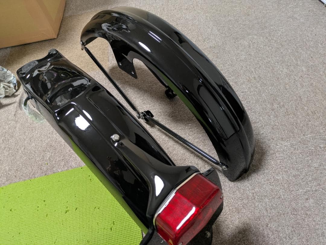 最終値下げ！【絶版！新品】K&H　リブ付きフェンダー前後セットW650／W400