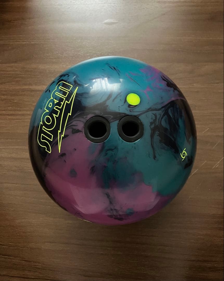 ストーム フェイズIIISE ボウリングボール