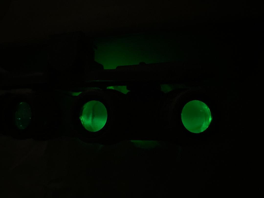 【発光モデル】GPNVG-18 4眼ナイトビジョンゴーグル ダミー DE