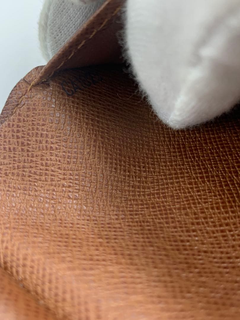 ルイヴィトン モノグラム 二つ折りがま口財布 ヴィエノワ　ポルトモネ