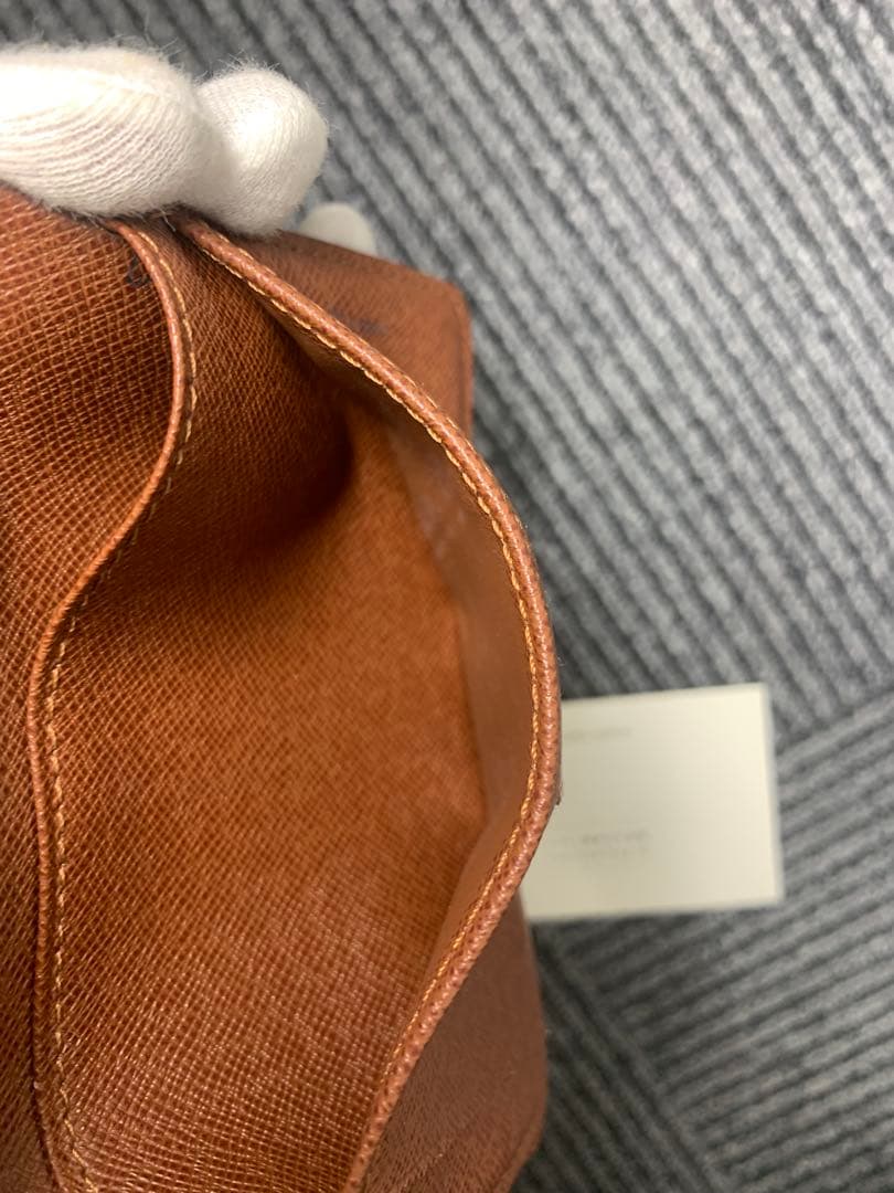 ルイヴィトン モノグラム 二つ折りがま口財布 ヴィエノワ　ポルトモネ