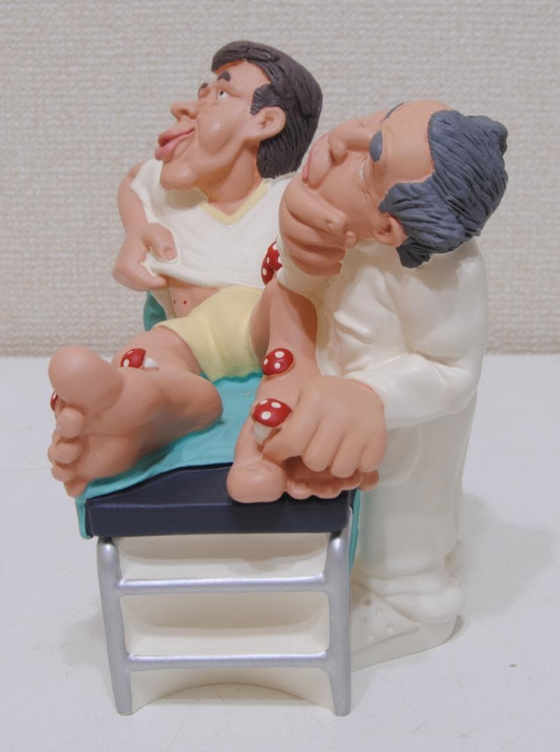 イタリア アンタルティディー Antartidee 皮膚科医 医者 フィギュア